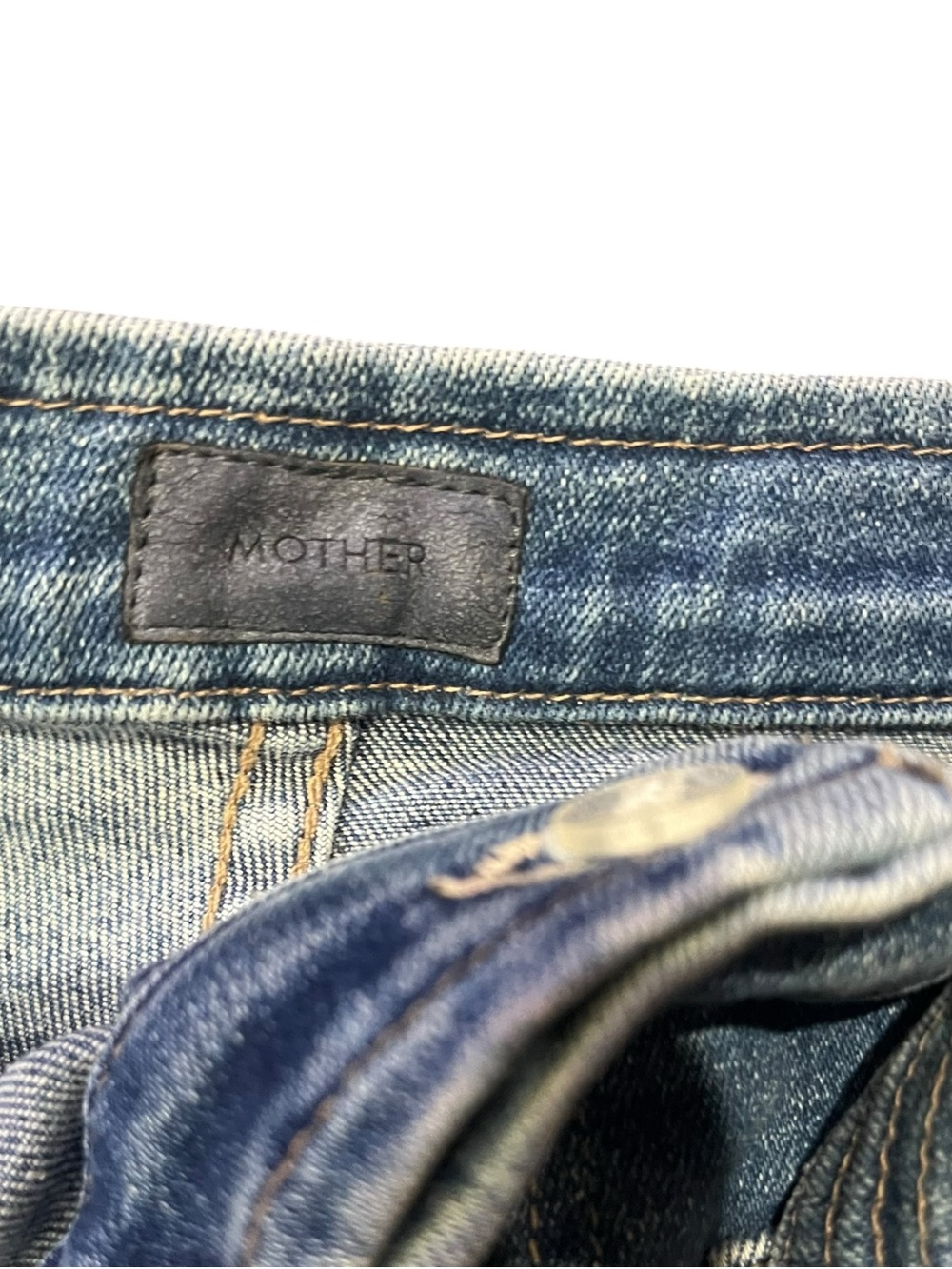 MOTHER The Rambler Tie Patch Ultra High-Rise Jeans - Picture 4 of 9